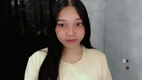 Shanti xhey online show from 10, 11, 2025