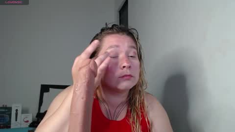 Snapshot of alisa_u chatting on 18, 11, 2025 alisa_u online show from 18, 11, 2025