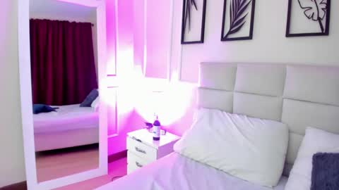     online show from 30, 12, 2024