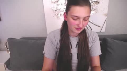 Alisa online show from 22, 9, 2025