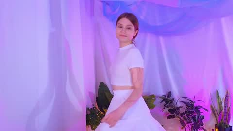 Alisia online show from 3, 12, 2024