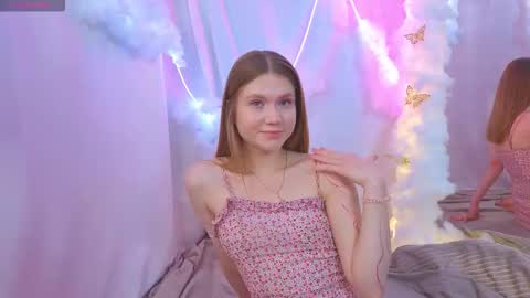 Snapshot of alisia_spinnet chatting on 10, 10, 2025 Alisia online show from 10, 10, 2025