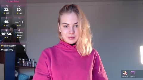 Snapshot of alismoona chatting on 26, 11, 2025 Alisa online show from 26, 11, 2025