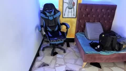 ALISON MOON online show from 28, 11, 2025