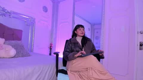 Alison Fishert online show from 19, 12, 2024