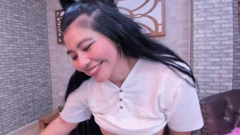 alisonn_doll online show from 14, 10, 2025