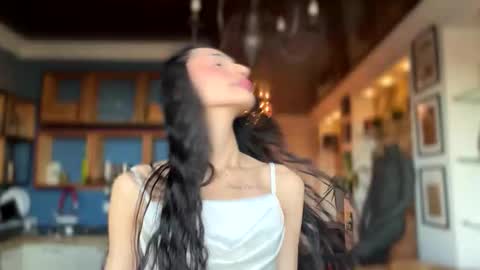 Alissa online show from 13, 10, 2025