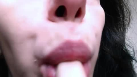 Alissa online show from 12, 11, 2025