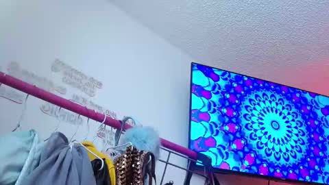 Snapshot of alissesallie_ chatting on 14, 2, 2026 alissesallie_ online show from 14, 2, 2026