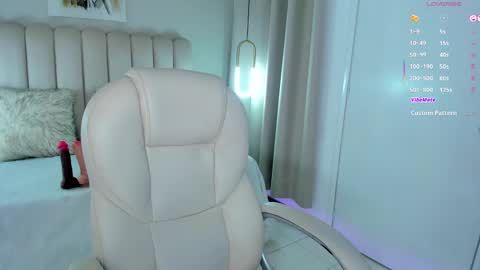 Snapshot of alissyadanger chatting on 1, 2, 2025 TATIS online show from 1, 2, 2025