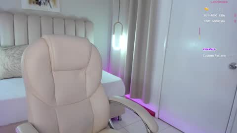 Snapshot of alissyadanger chatting on 9, 2, 2025 TATIS online show from 9, 2, 2025