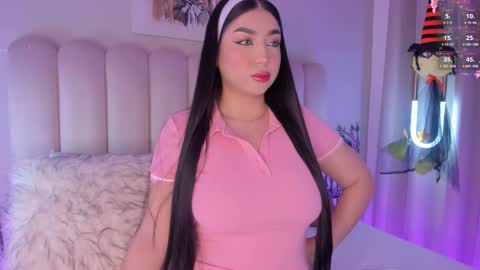 Snapshot of alissyadanger chatting on 19, 10, 2025 TATIS online show from 19, 10, 2025