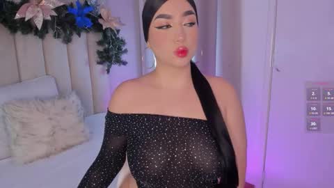 Snapshot of alissyadanger chatting on 21, 11, 2025 TATIS online show from 21, 11, 2025