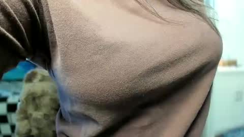 alix_valentine online show from 11, 11, 2025