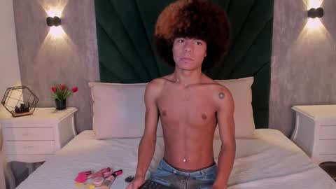  Alexis Etereo  online show from 5, 2, 2026