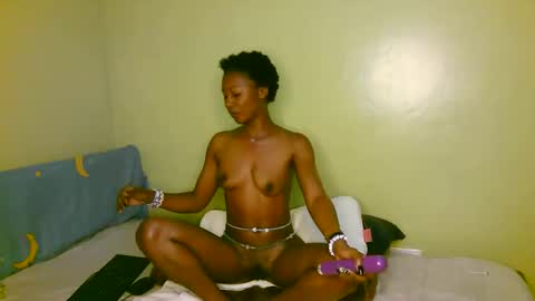 Snapshot of aliyah001 chatting on 11, 10, 2025 aliyah001 online show from 11, 10, 2025