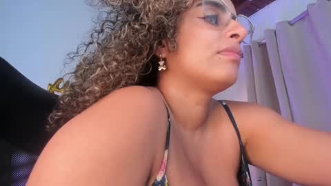 Andrea online show from 4, 12, 2024