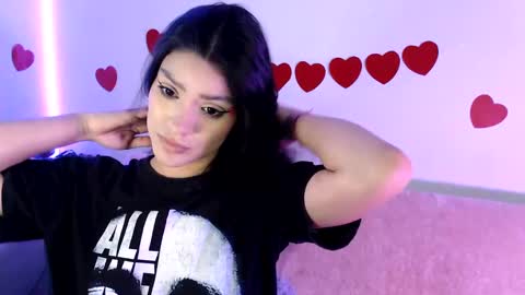 Lola online show from 30, 1, 2025