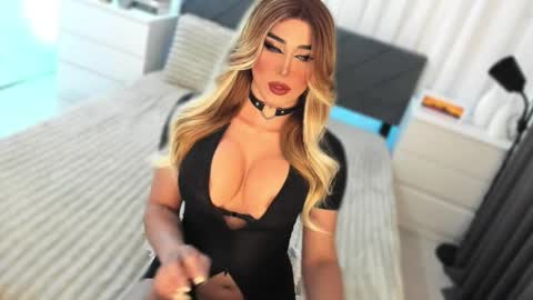 Miss Gia online show from 6, 1, 2026