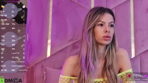 Snapshot of allenamoon chatting on 27, 10, 2025 Allena online show from 27, 10, 2025