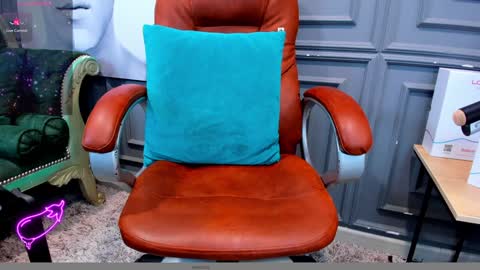 Snapshot of allessandrosantos chatting on 21, 12, 2024 Help me reach 100 likes online show from 21, 12, 2024