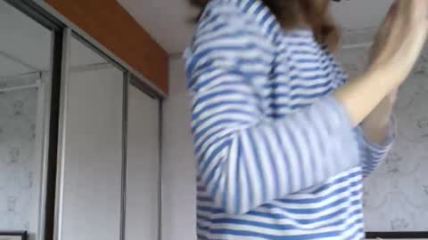 Snapshot of allexandraxxx chatting on 14, 10, 2025 allexandraxxx online show from 14, 10, 2025