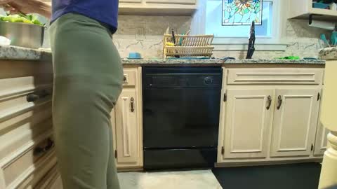 wishlist on bio online show from 17, 1, 2026