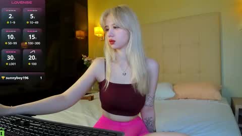 alli_aster online show from 28, 2, 2026
