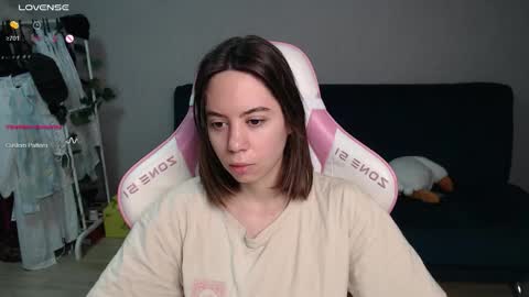 Snapshot of allie_hazie chatting on 18, 2, 2026 alice online show from 18, 2, 2026