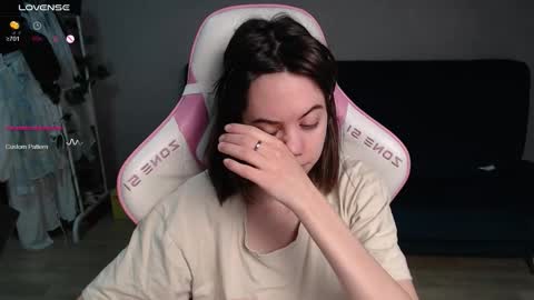 Snapshot of allie_hazie chatting on 10, 3, 2026 alice online show from 10, 3, 2026