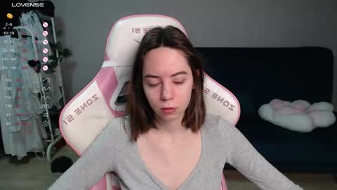 Snapshot of allie_hazie chatting on 17, 3, 2026 alice online show from 17, 3, 2026