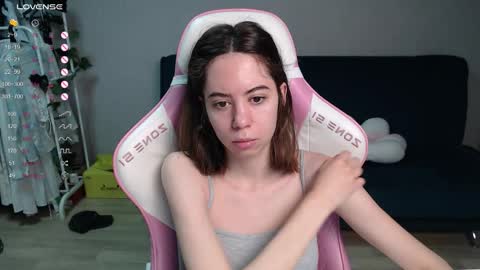 Snapshot of allie_hazie chatting on 18, 3, 2026 alice online show from 18, 3, 2026