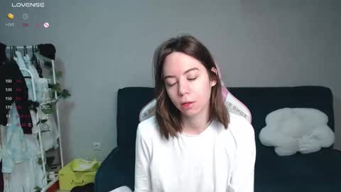 Snapshot of allie_hazie chatting on 26, 3, 2026 alice online show from 26, 3, 2026