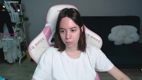 Snapshot of allie_hazie chatting on 27, 3, 2026 alice online show from 27, 3, 2026