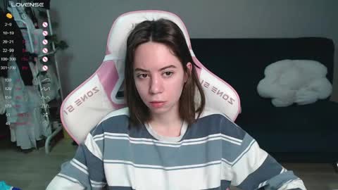 Snapshot of allie_hazie chatting on 28, 3, 2026 alice online show from 28, 3, 2026