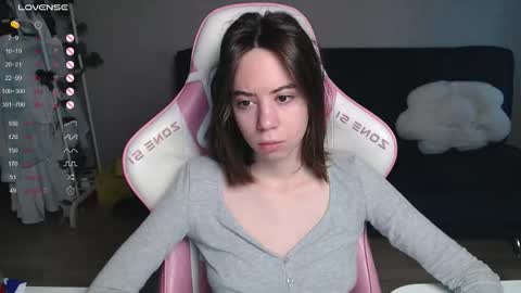 Snapshot of allie_hazie chatting on 30, 3, 2026 alice online show from 30, 3, 2026