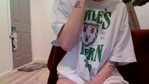 alliebearx online show from 25, 1, 2025
