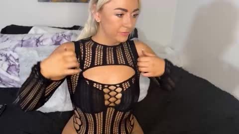 Allie Fyre online show from 24, 3, 2026