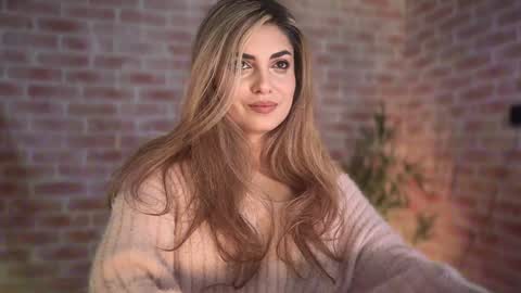 Snapshot of alliesynns chatting on 20, 12, 2024 Allie online show from 20, 12, 2024