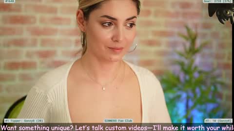 Snapshot of alliesynns chatting on 20, 1, 2025 Allie online show from 20, 1, 2025