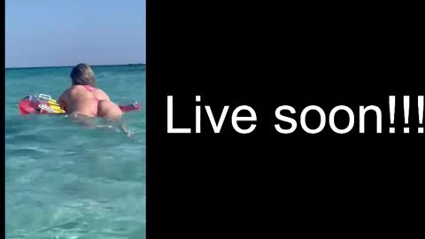 Snapshot of alliesynns chatting on 18, 10, 2025 Allie online show from 18, 10, 2025