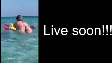 Snapshot of alliesynns chatting on 9, 11, 2025 Allie online show from 9, 11, 2025