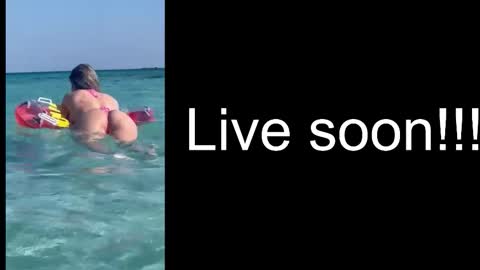 Snapshot of alliesynns chatting on 26, 11, 2025 Allie online show from 26, 11, 2025