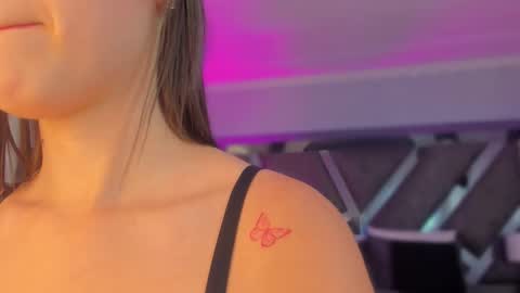    online show from 3, 12, 2025