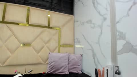 allison_69ts online show from 17, 3, 2026