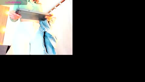 Snapshot of allison_fosther chatting on 25, 11, 2025 allison_fosther online show from 25, 11, 2025