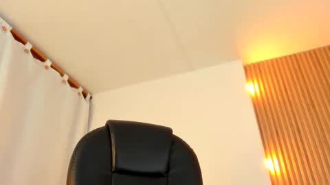 allison_fosther online show from 8, 2, 2026