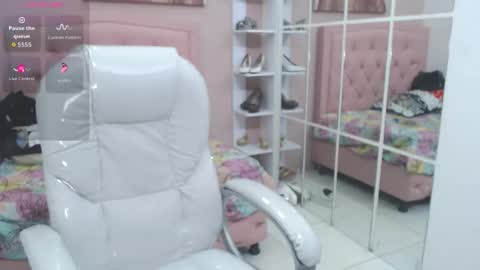 Snapshot of allison_garcia chatting on 12, 2, 2026 ALLISON online show from 12, 2, 2026