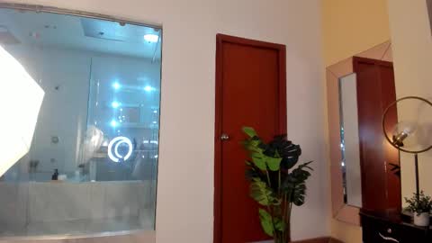 allisonowens_ online show from 23, 10, 2025