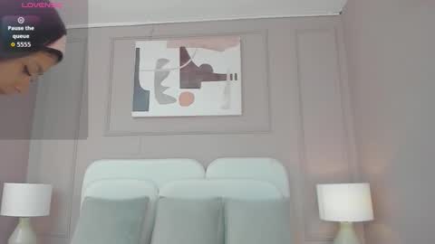 Snapshot of allisonpariss chatting on 19, 10, 2025 alison online show from 19, 10, 2025